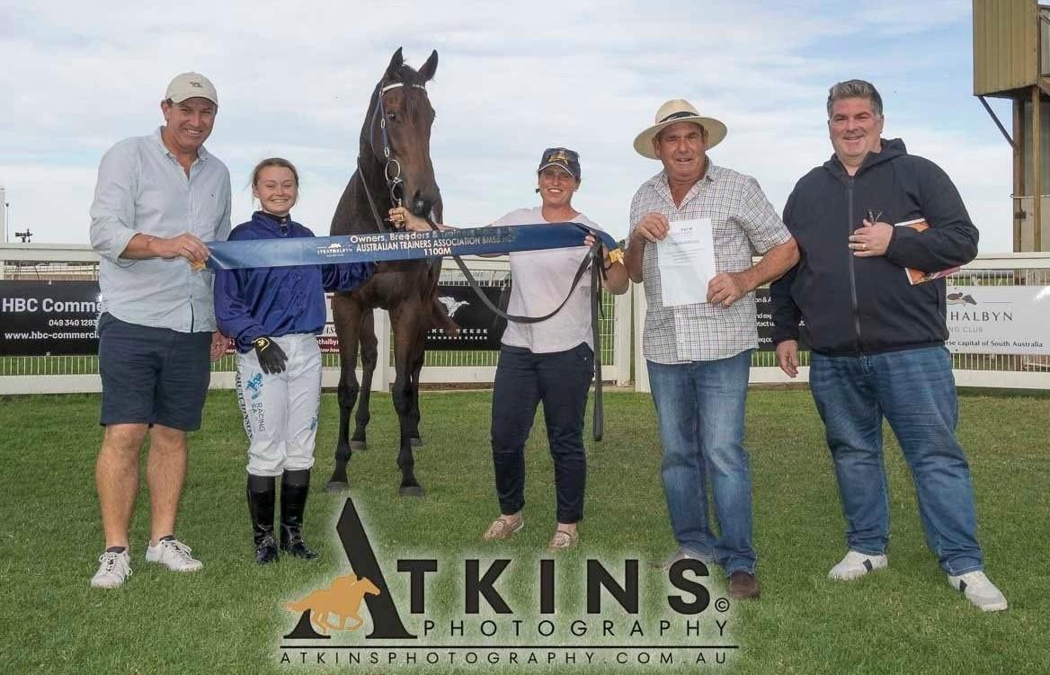 Dan & Oopy win ATA Race at Strathalbyn